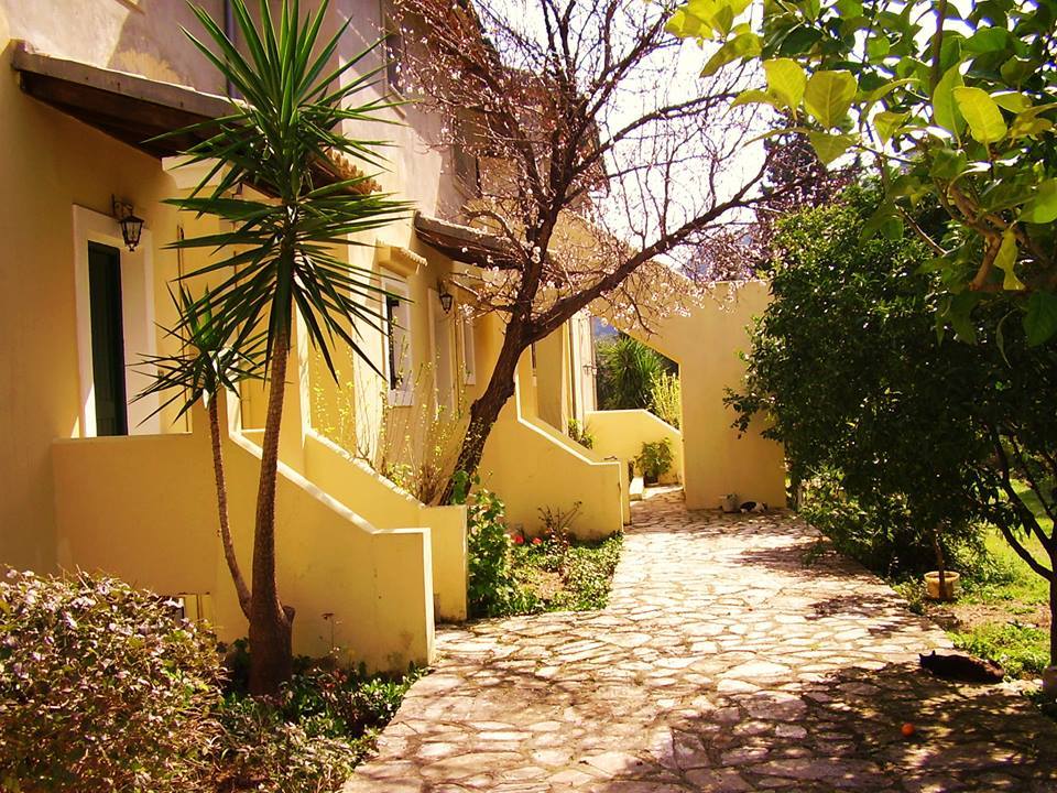 Corfu Hotel Apartments Μπενίτσες Εξωτερικό φωτογραφία
